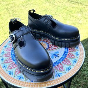 Dr. Doc Martens Audrick T Bar Womens Sz 8 Mary Jane Black Leather Buckle Chunky